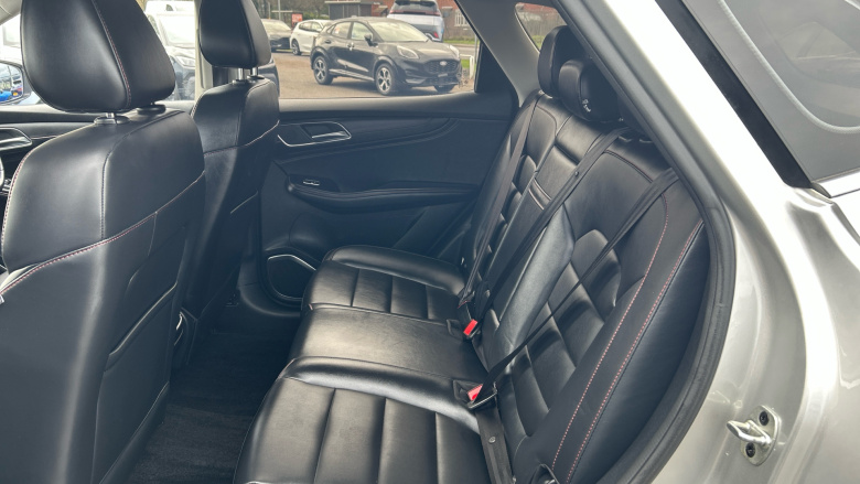 MG Hs 1.5 T-GDI Excite 5dr DCT Petrol Hatchback